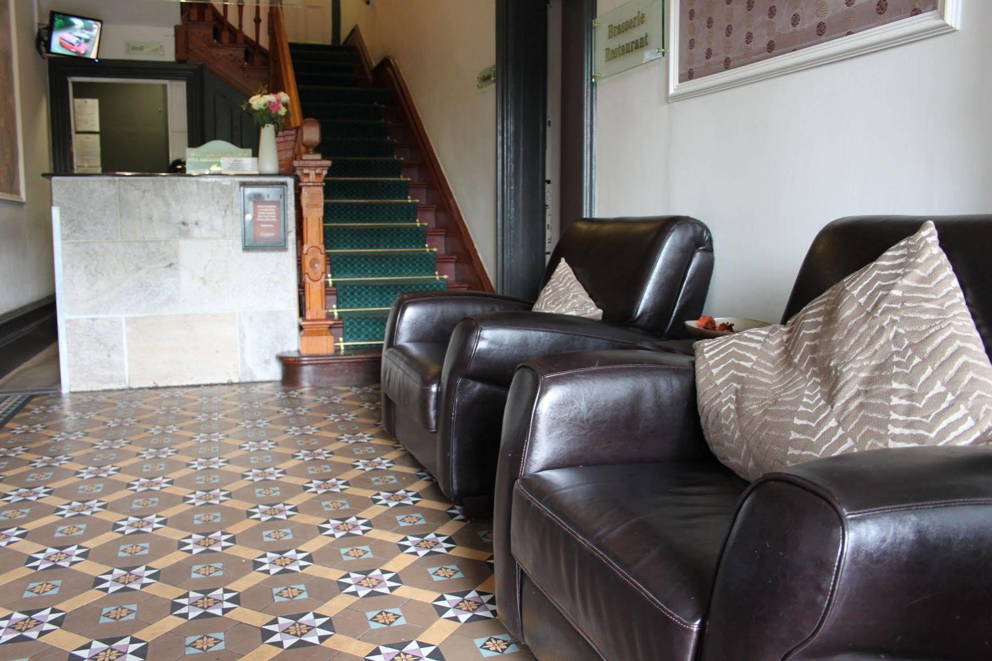 Leaside Hotel Luton  Kültér fotó