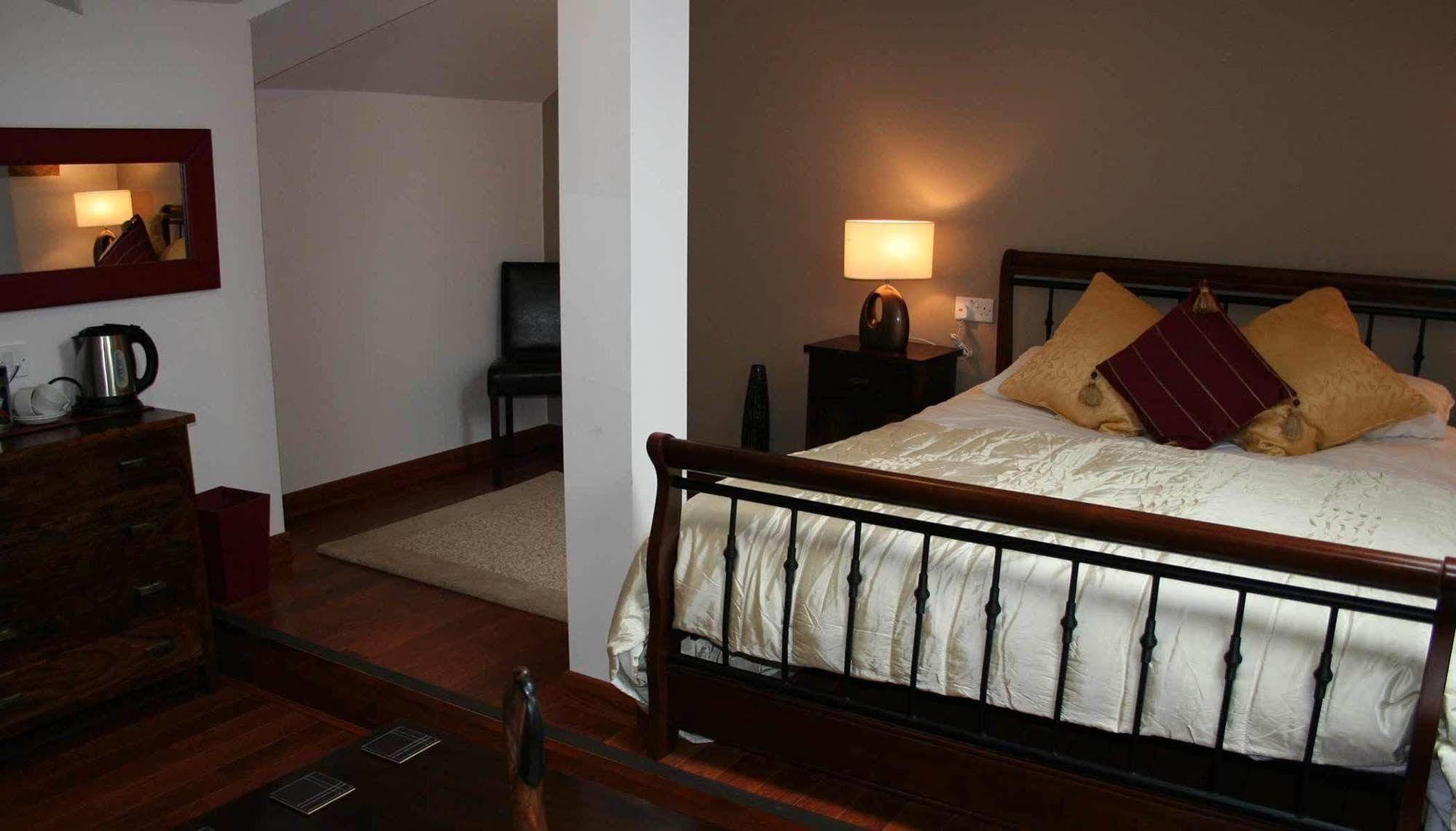Leaside Hotel Luton  Kültér fotó