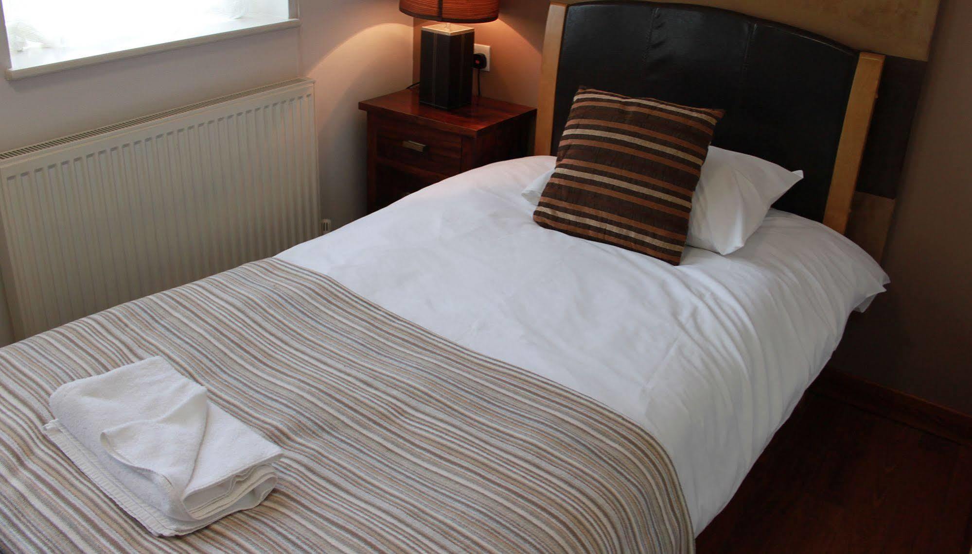 Leaside Hotel Luton  Kültér fotó