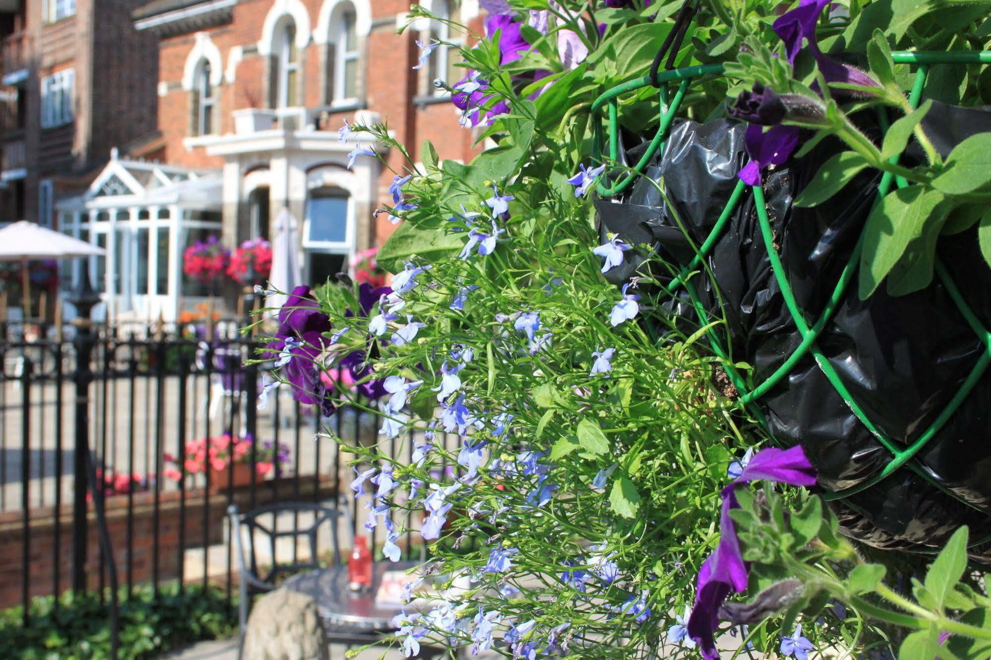 Leaside Hotel Luton  Kültér fotó