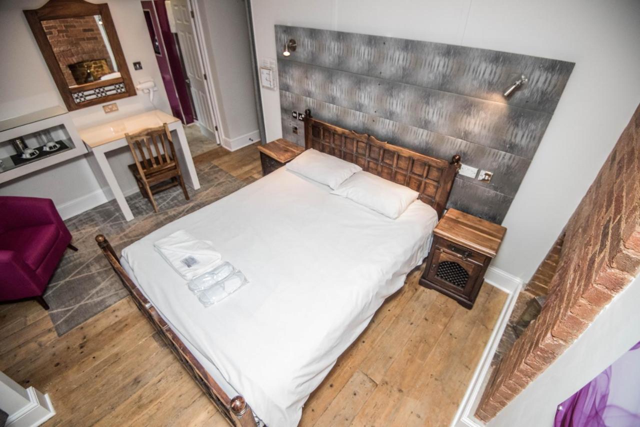 Leaside Hotel Luton  Szoba fotó